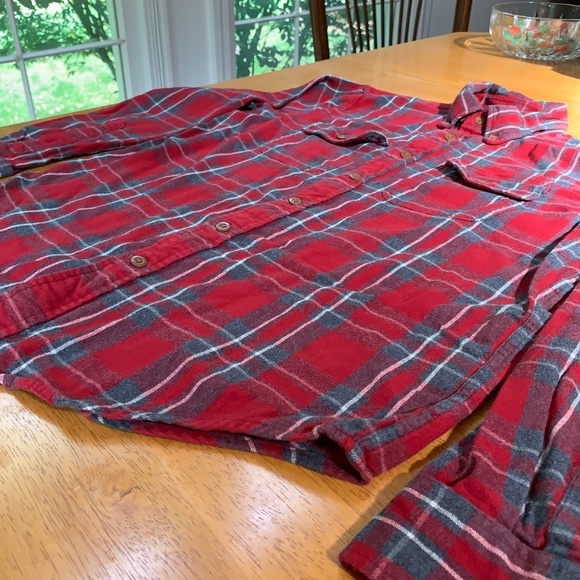 ABERCROMBIE & Fitch Classic long sleeve, Flannel Button-Up Shirt, Size M - Picture 2 of 6